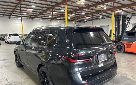 BMW X7, 2022 год, 8 100 000 рублей, 4 фотография