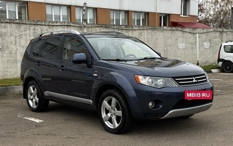 Mitsubishi Outlander III рестайлинг 3, 2007 год, 850 000 рублей, 2 фотография