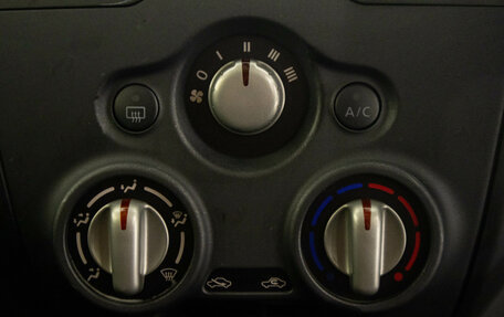 Nissan Note II рестайлинг, 2017 год, 999 000 рублей, 22 фотография