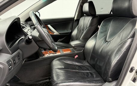 Toyota Camry, 2011 год, 1 200 000 рублей, 10 фотография