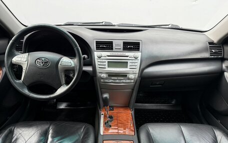 Toyota Camry, 2011 год, 1 200 000 рублей, 12 фотография