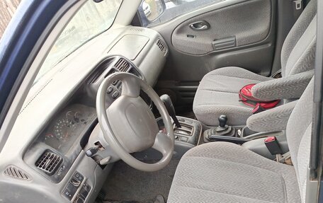 Suzuki Grand Vitara, 2001 год, 250 000 рублей, 3 фотография