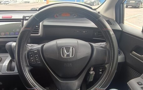 Honda Freed I, 2009 год, 700 000 рублей, 3 фотография