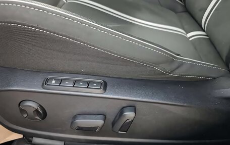 Volkswagen Golf VIII, 2022 год, 2 199 000 рублей, 13 фотография