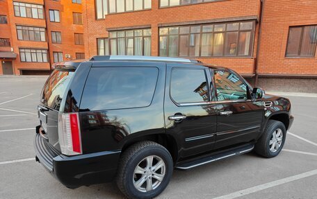 Cadillac Escalade III, 2007 год, 1 190 000 рублей, 9 фотография