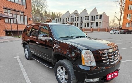 Cadillac Escalade III, 2007 год, 1 190 000 рублей, 10 фотография