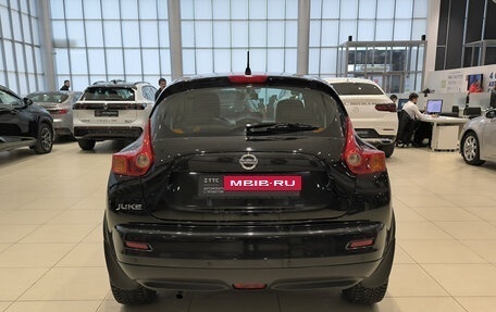 Nissan Juke II, 2013 год, 1 050 000 рублей, 10 фотография