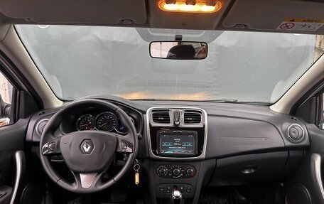 Renault Logan II, 2017 год, 750 000 рублей, 9 фотография