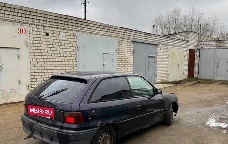 Opel Astra F, 1995 год, 60 000 рублей, 3 фотография