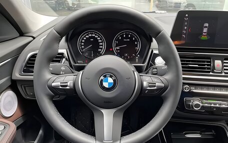 BMW 1 серия, 2022 год, 1 899 000 рублей, 9 фотография