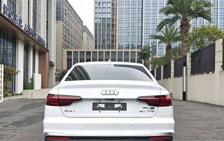 Audi A4, 2022 год, 2 520 000 рублей, 5 фотография