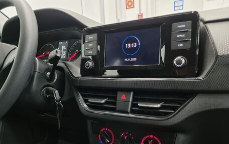 Volkswagen Polo VI (EU Market), 2021 год, 1 640 000 рублей, 7 фотография