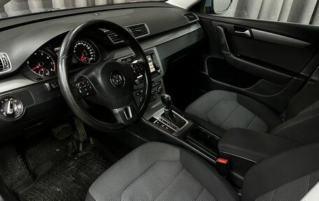 Volkswagen Passat B7, 2012 год, 1 099 777 рублей, 5 фотография