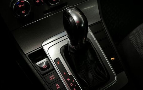 Volkswagen Passat B7, 2012 год, 1 099 777 рублей, 22 фотография