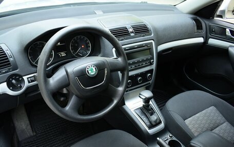 Skoda Octavia, 2011 год, 1 100 000 рублей, 9 фотография