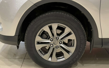 Toyota RAV4, 2015 год, 1 920 000 рублей, 22 фотография