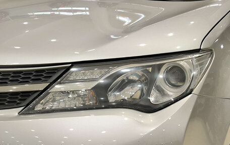 Toyota RAV4, 2015 год, 1 920 000 рублей, 21 фотография