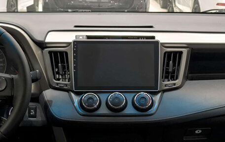 Toyota RAV4, 2015 год, 1 920 000 рублей, 19 фотография