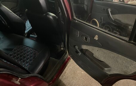 Daewoo Nexia I рестайлинг, 2004 год, 110 000 рублей, 13 фотография