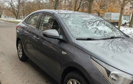 Hyundai Solaris II рестайлинг, 2017 год, 1 225 000 рублей, 2 фотография