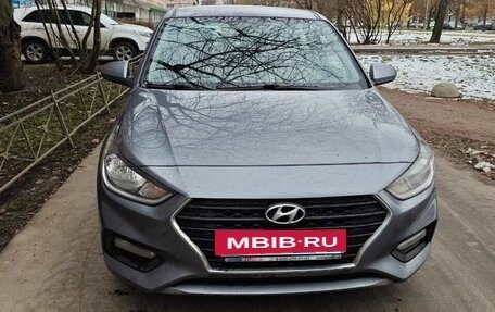 Hyundai Solaris II рестайлинг, 2017 год, 1 225 000 рублей, 8 фотография