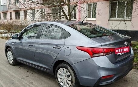 Hyundai Solaris II рестайлинг, 2017 год, 1 225 000 рублей, 5 фотография
