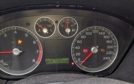 Ford Focus II рестайлинг, 2005 год, 270 000 рублей, 5 фотография