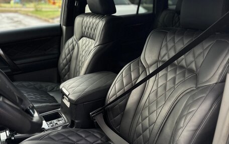 Toyota Land Cruiser Prado 150 рестайлинг 2, 2011 год, 3 000 000 рублей, 12 фотография