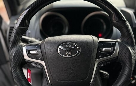 Toyota Land Cruiser Prado 150 рестайлинг 2, 2011 год, 3 000 000 рублей, 10 фотография