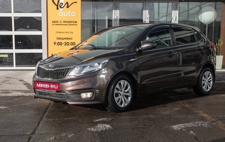 KIA Rio III рестайлинг, 2017 год, 1 049 000 рублей, 2 фотография