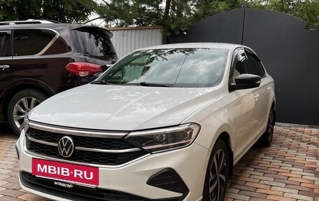 Volkswagen Polo VI (EU Market), 2021 год, 1 900 000 рублей, 2 фотография