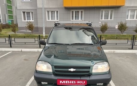 Chevrolet Niva I рестайлинг, 2003 год, 325 000 рублей, 2 фотография