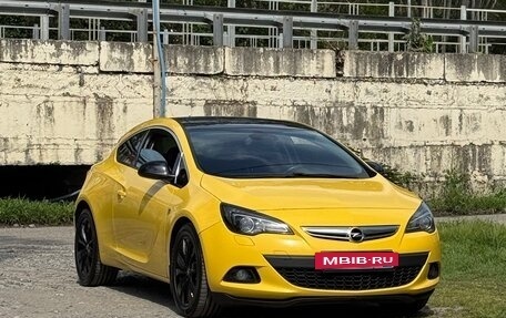 Opel Astra J, 2013 год, 1 060 000 рублей, 2 фотография