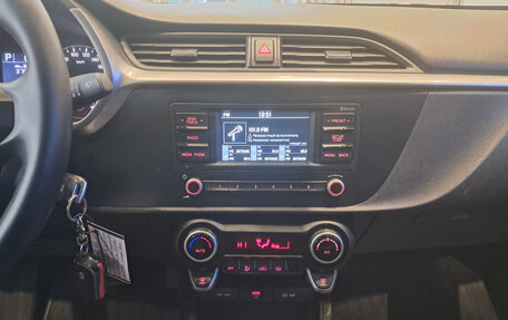 KIA Rio IV, 2020 год, 1 961 000 рублей, 18 фотография