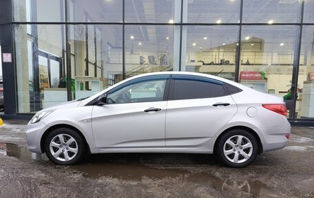 Hyundai Solaris II рестайлинг, 2012 год, 800 000 рублей, 10 фотография