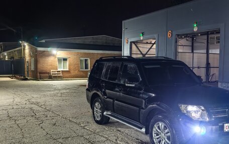 Mitsubishi Pajero IV, 2012 год, 2 180 000 рублей, 2 фотография