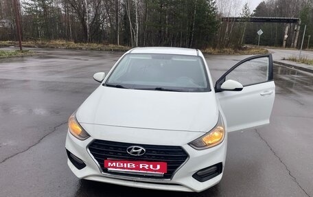 Hyundai Solaris II рестайлинг, 2017 год, 1 300 000 рублей, 7 фотография