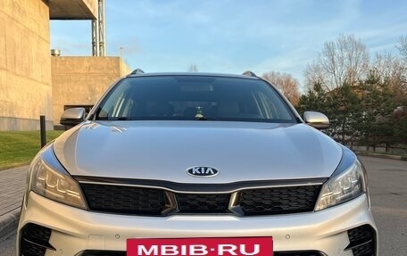 KIA Rio IV, 2021 год, 1 690 000 рублей, 4 фотография