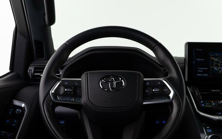 Toyota Land Cruiser, 2024 год, 12 990 000 рублей, 13 фотография