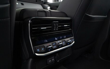 Toyota Land Cruiser, 2024 год, 12 990 000 рублей, 18 фотография