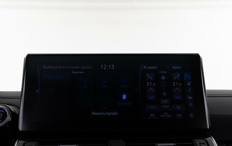 Toyota Land Cruiser, 2024 год, 12 990 000 рублей, 23 фотография