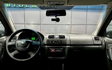 Skoda Fabia II, 2011 год, 469 000 рублей, 15 фотография