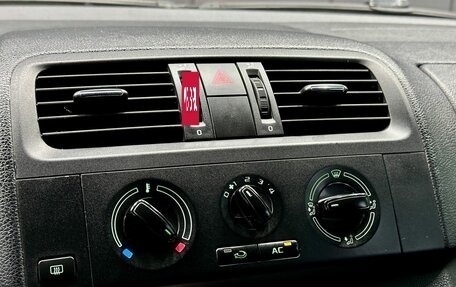 Skoda Fabia II, 2011 год, 469 000 рублей, 17 фотография