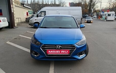 Hyundai Solaris II рестайлинг, 2019 год, 1 050 000 рублей, 7 фотография
