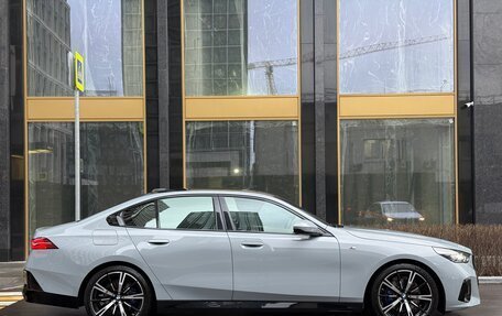 BMW 5 серия, 2023 год, 7 598 000 рублей, 5 фотография