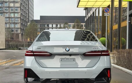 BMW 5 серия, 2023 год, 7 598 000 рублей, 4 фотография