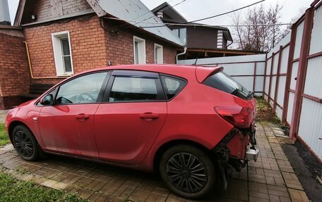 Opel Astra J, 2013 год, 690 000 рублей, 3 фотография