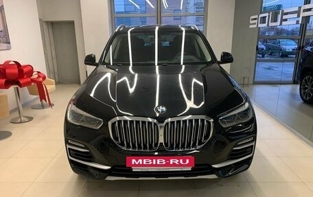 BMW X5, 2019 год, 6 850 000 рублей, 2 фотография