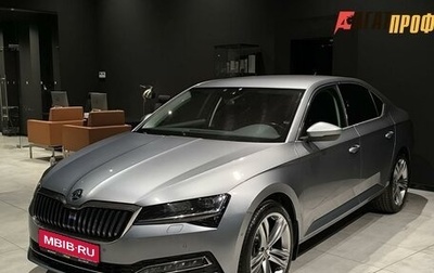 Skoda Superb III рестайлинг, 2019 год, 3 250 000 рублей, 1 фотография