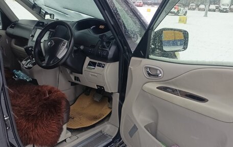 Nissan Serena IV, 2013 год, 1 390 000 рублей, 12 фотография